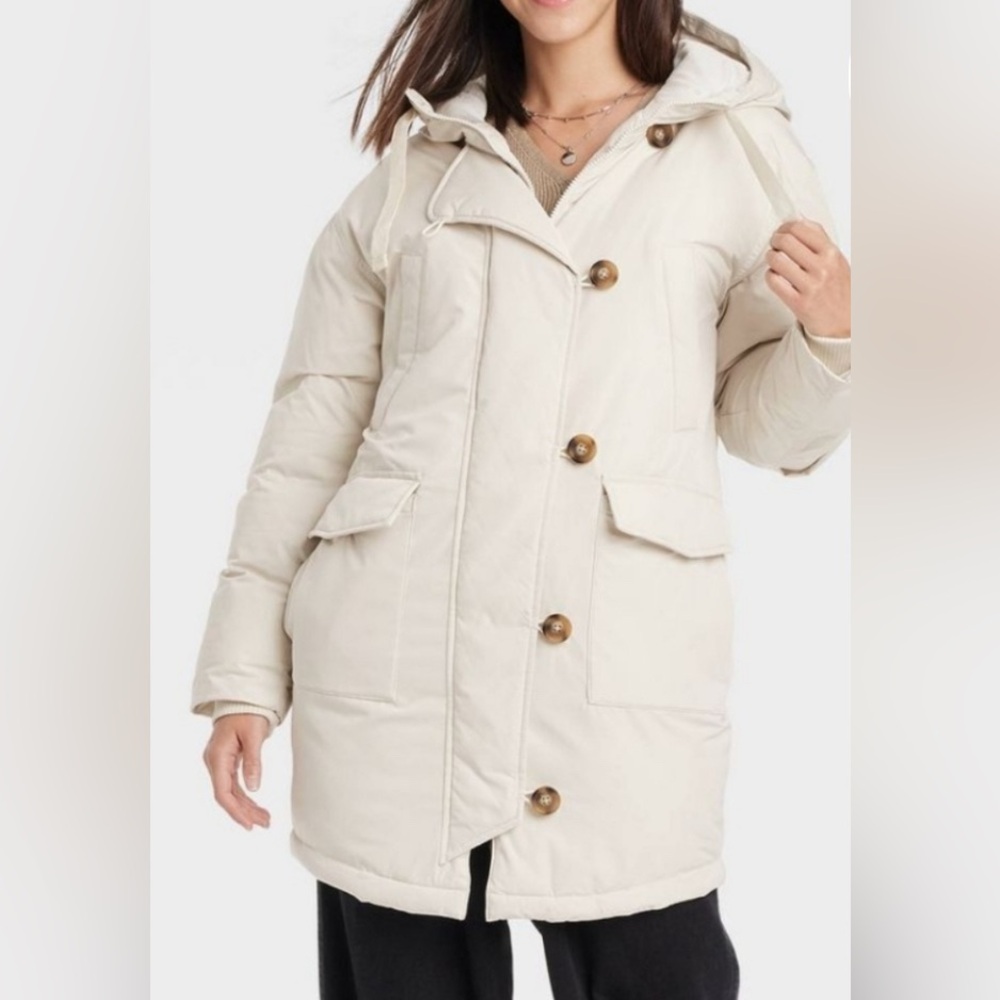 New with Tags- Universal Thread XL Cream Puffer Jacket with Hood